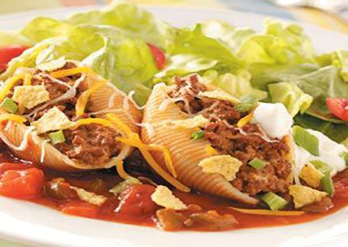 ракушки с томатно-мясной подливой 